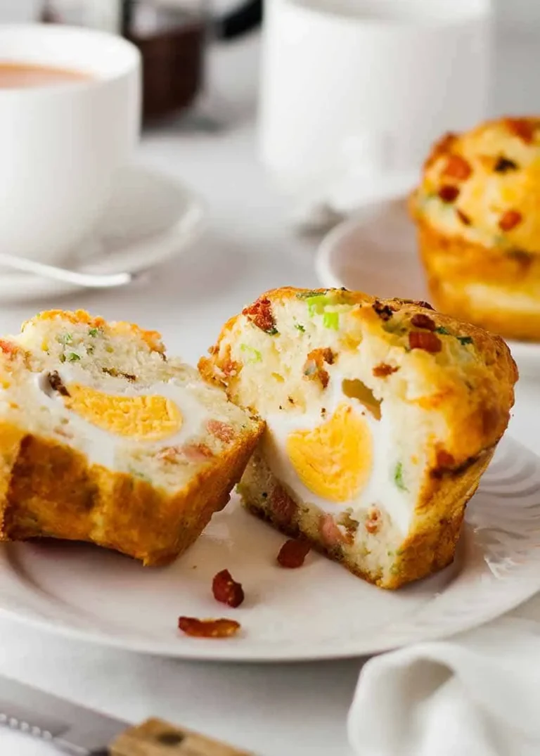 Bacon & Egg Breakfast Muffins